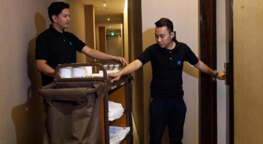 โรงแรมโลตัส บลู เลกัซปี ภายนอก รูปภาพ