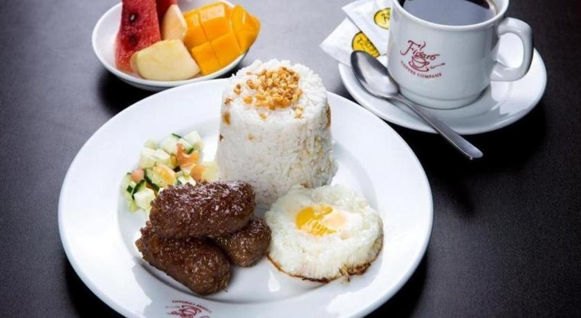 โรงแรมโลตัส บลู เลกัซปี ภายนอก รูปภาพ